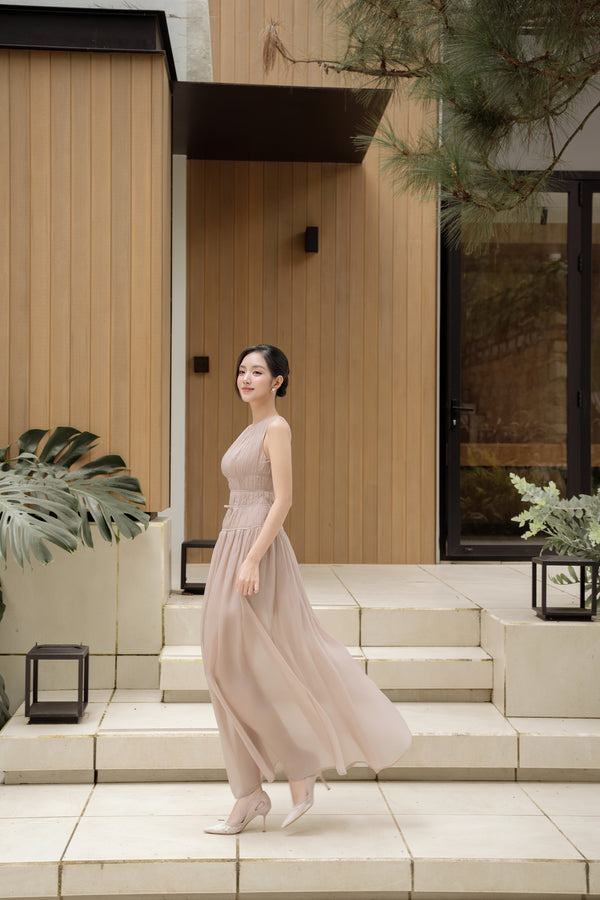 LAVIAN DRESS - Đầm Dài Xòe Thướt Tha Gam Nâu Quý Phái