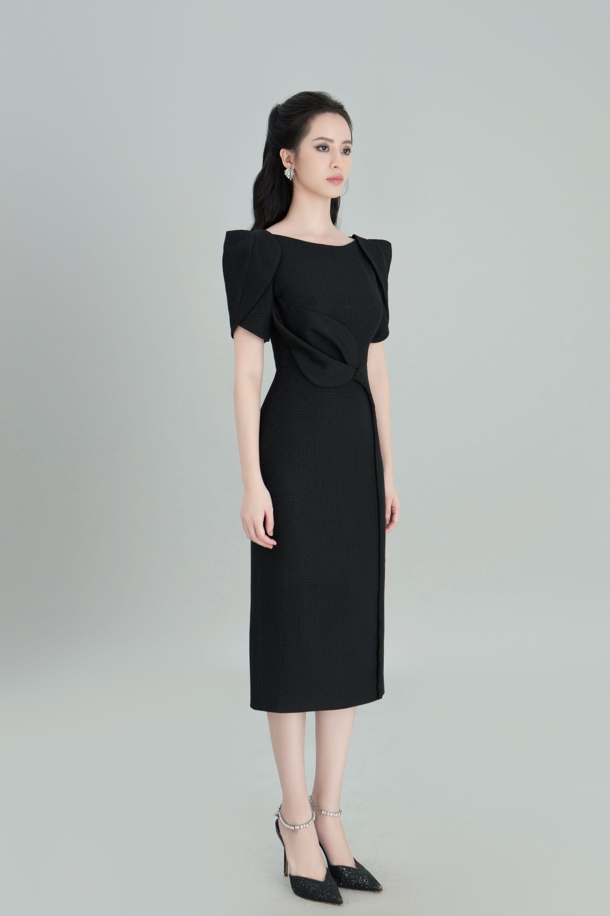 Natty Dress - Đầm Midi Gân Nhung Lệch Vai Tay Dài Dáng Bút Chì